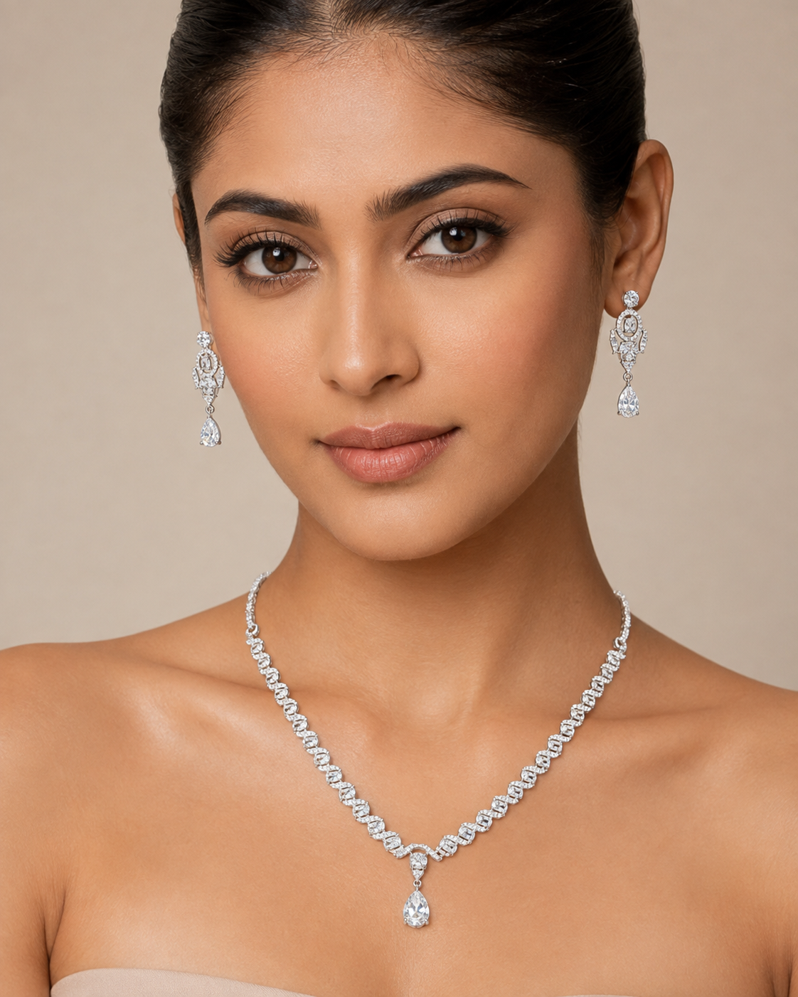 Silver-Tone Teardrop Necklace & Earring Set - Bridal & Evening Jewelry — Jewellery | Lehar Clothing UAE