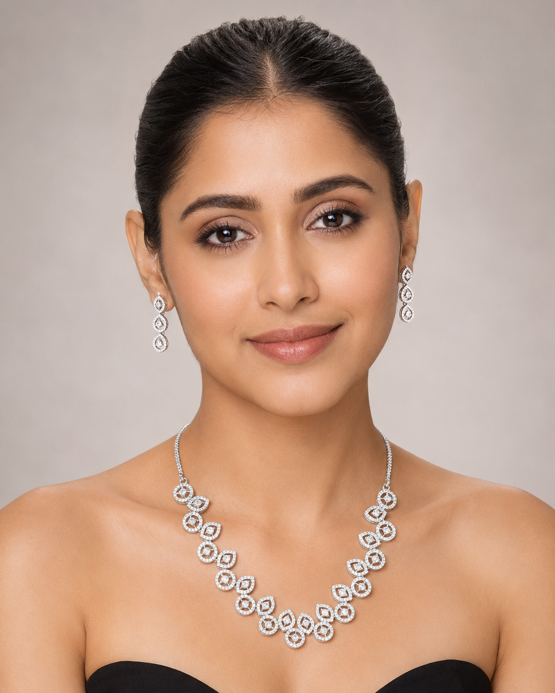 Silver-Tone Halo Statement Necklace & Earring Set – Bridal & Evening Jewelry — Jewellery | Lehar Clothing UAE
