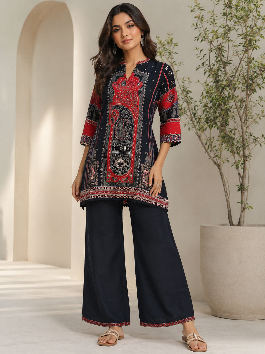 Women's Black Paisley Printed Co-Ord Set with Wide-Leg Palazzo Pants — Co-ord Set | Lehar Clothing UAE