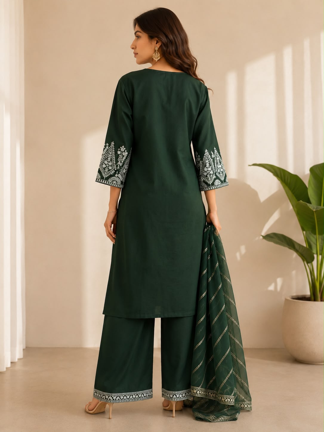 Green Muslin Cotton Embroidered Kurta Set with Organza Dupatta — Kurta Sets — view 3 | Lehar Clothing UAE